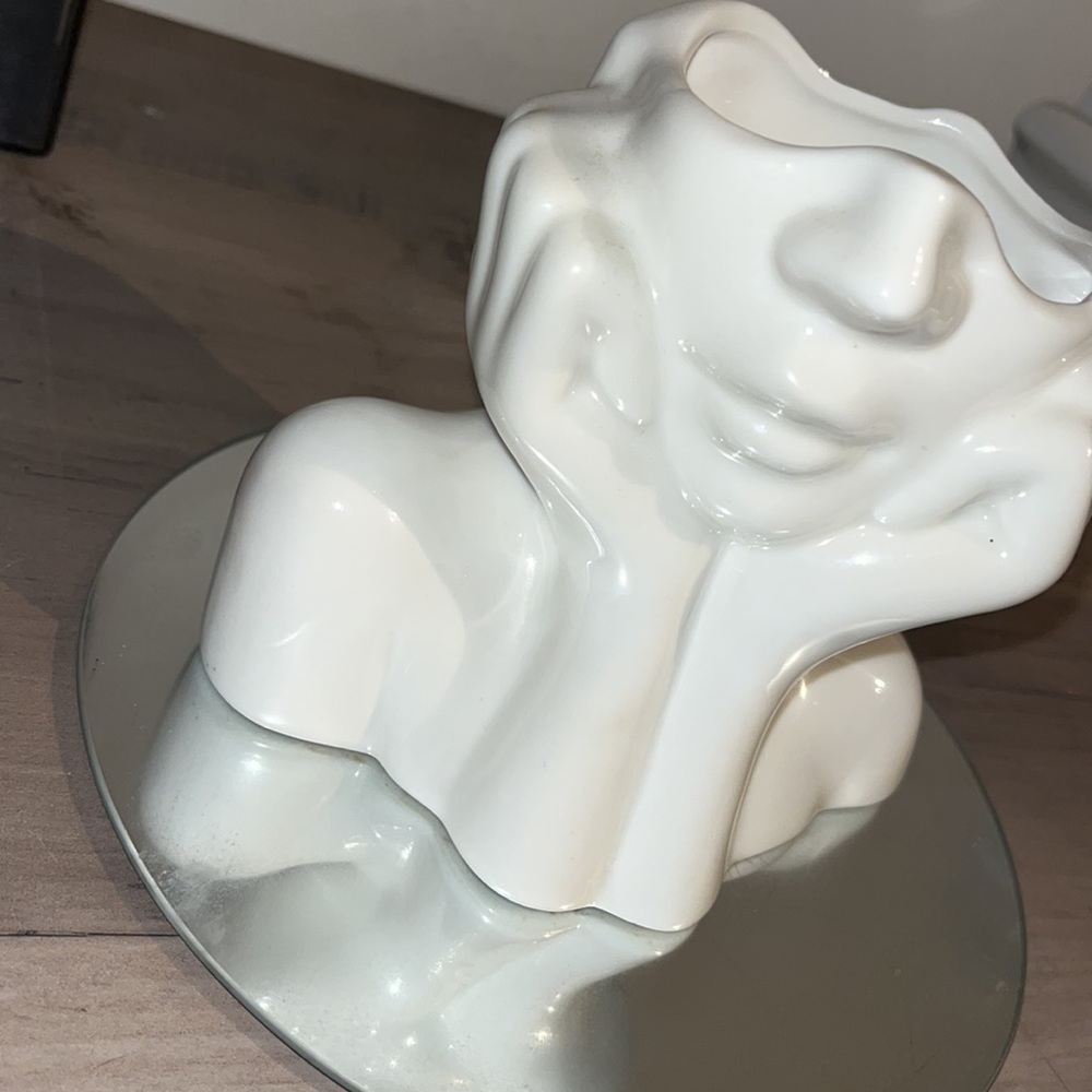 Face vase - Picture 4 of 5